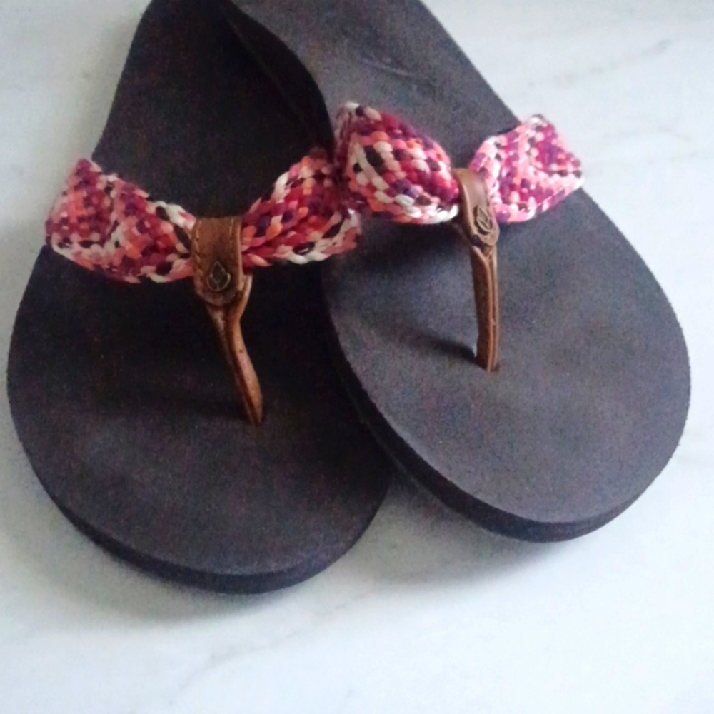 Reef Sandals - Picture 2 of 6